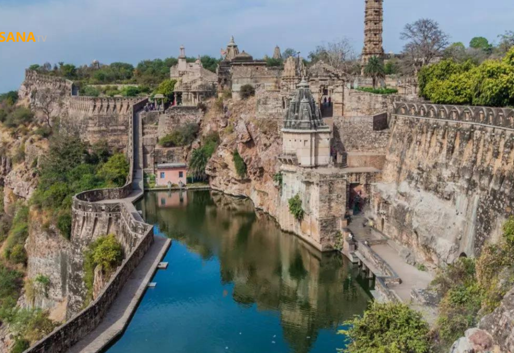 गौमुख कुंड महादेव मंदिर